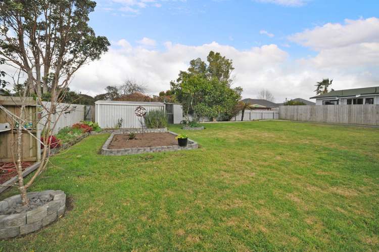 27 Clinton Avenue Te Atatu Peninsula_20