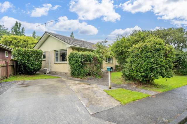 25 Deller Grove Silverstream_1