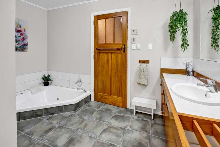 16 Fairfield Road Hawera_19