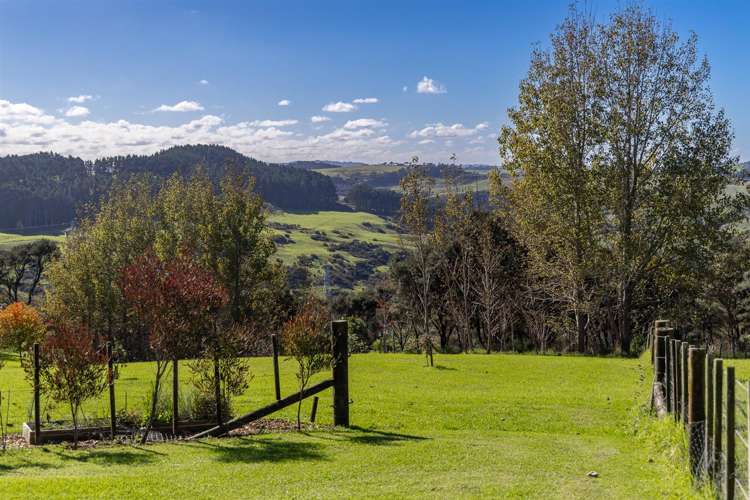 1410 Old North Road Helensville_31