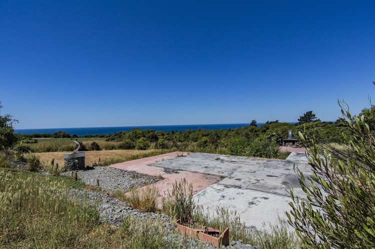 371 Cathedral Road Domett_16