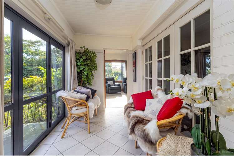 2 Ashbury Avenue Waimataitai_12