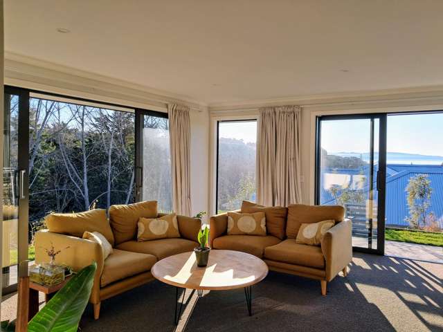 93 Sunningdale Drive Stoke_1