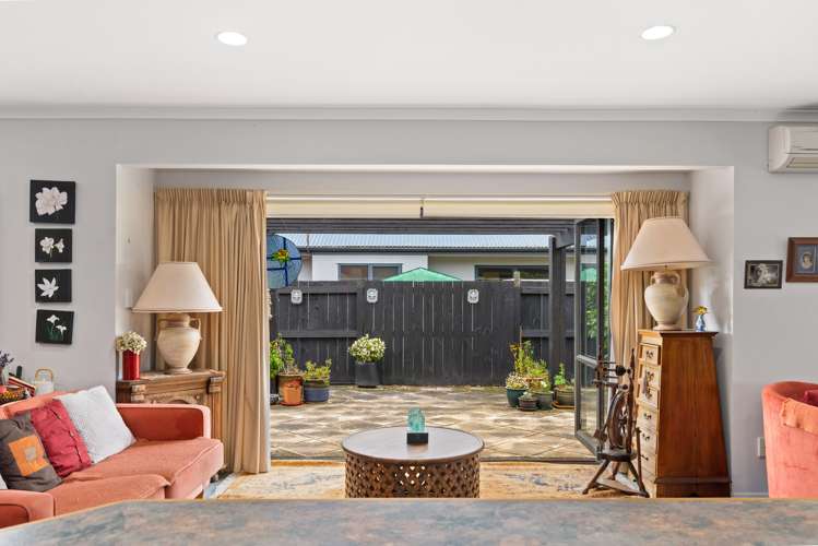 17 Duggan Drive Owhata_6