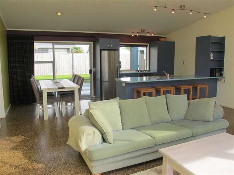 113 Sands Crescent Matarangi_5