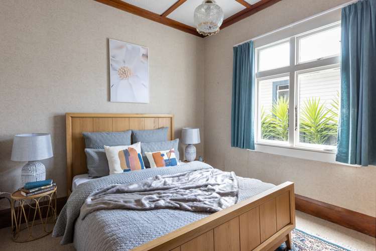 163 Georges Drive Napier South_9