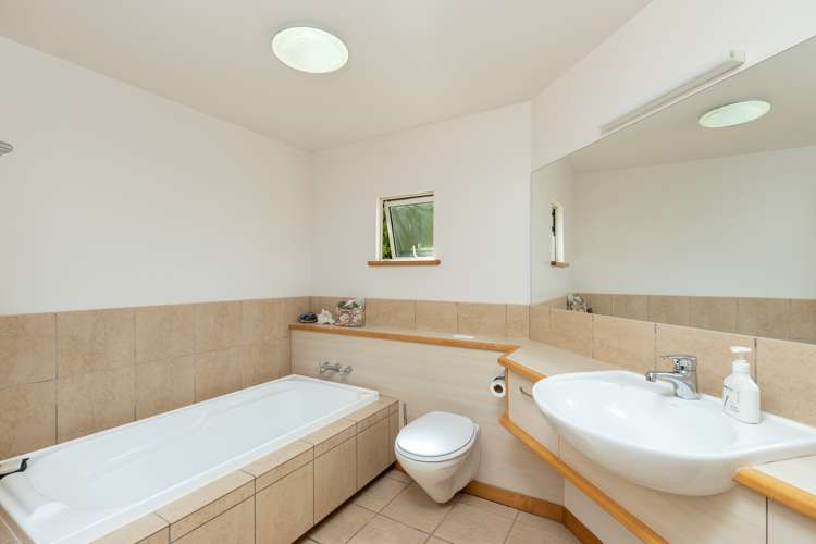 70 Mytton Heights Motueka_13