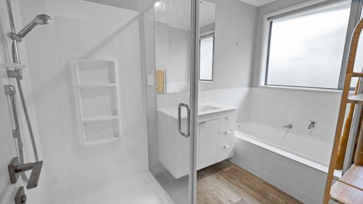 64 Te Ranga Memorial Drive Pyes Pa_16