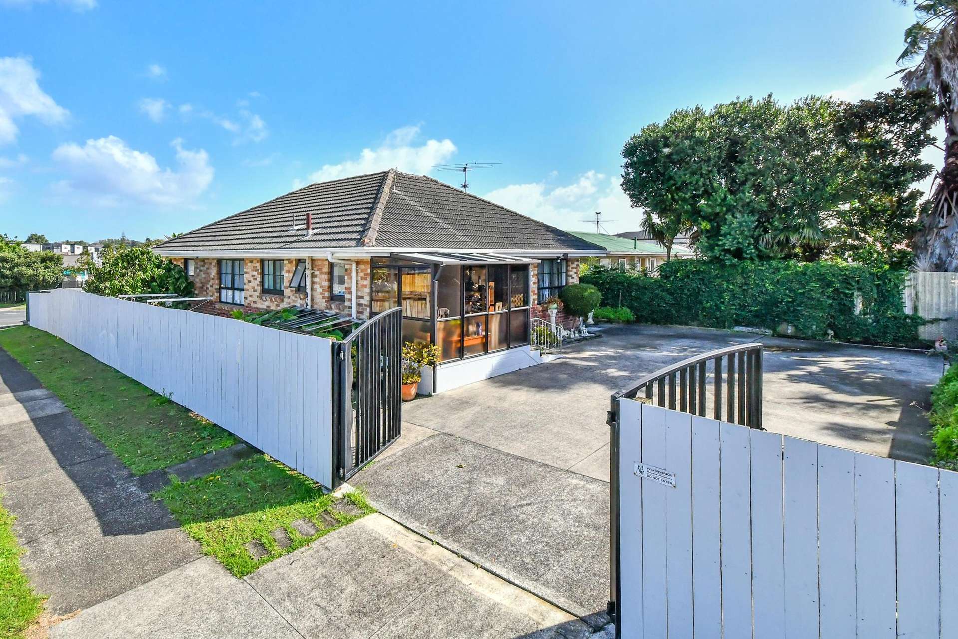 1 Swaffield Road Papatoetoe_0