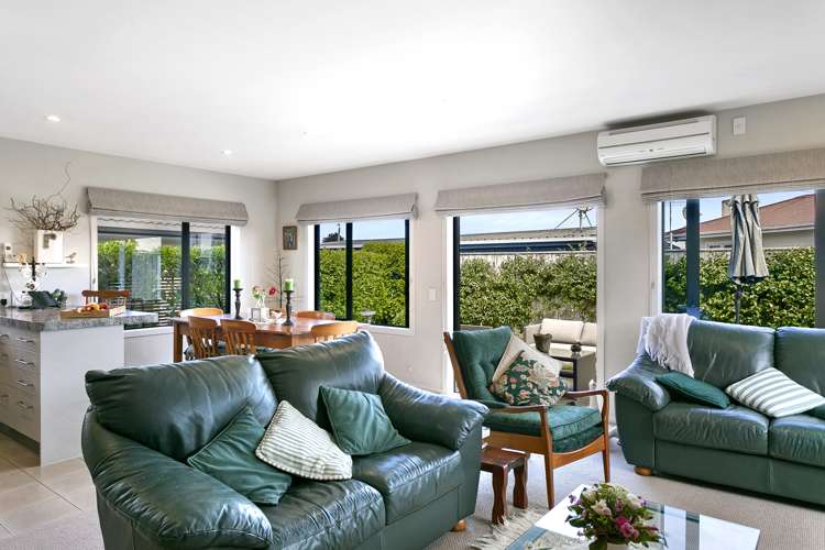 2/173 Tamamutu Street Taupo_5