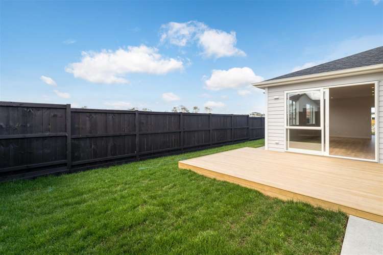 30 Archibald Drive Wainui_13