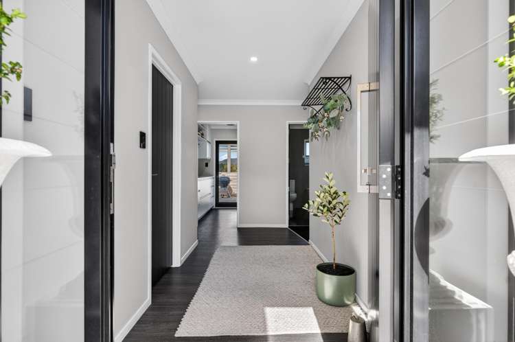 3 Bickerstaffe Road Maungaturoto_10