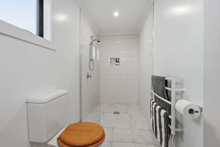 36 Beach Road Long Beach_18