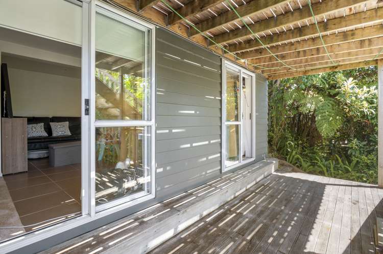 186 Ocean View Road Oneroa_20