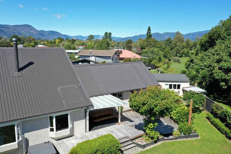 17A Feary Crescent Takaka_23