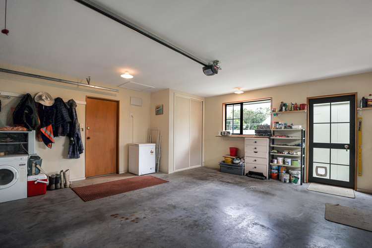 4 Reid Crescent Allenton_22