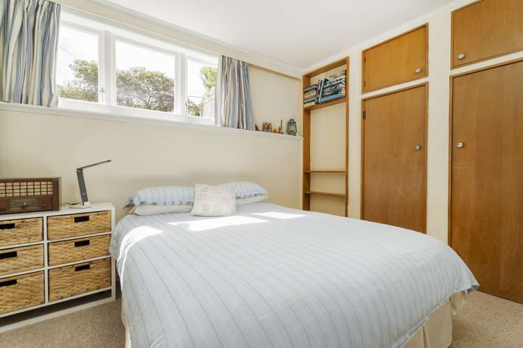 18 Omar Street Khandallah_19