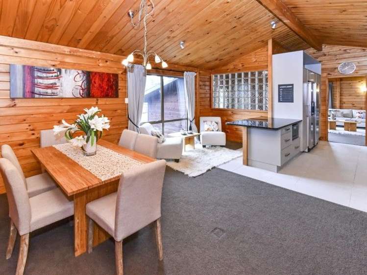 28 Hakea Place Totara Heights_15