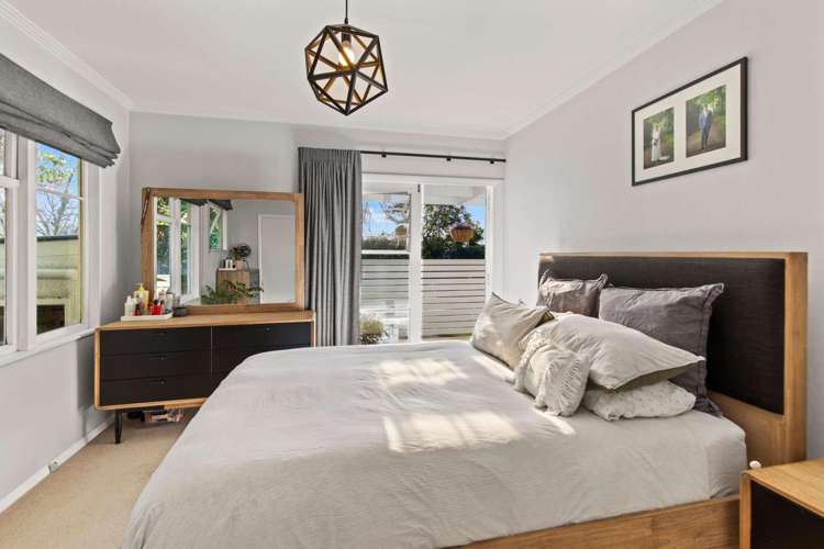 11 College Street 1201_9