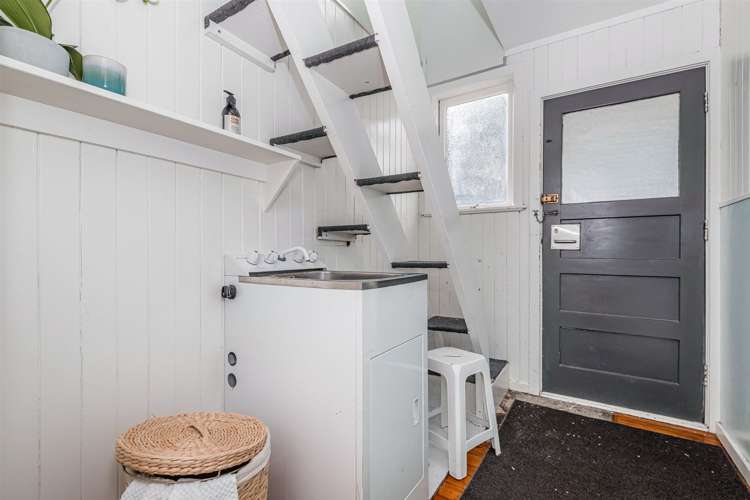 2a Winscombe Street Belmont_11