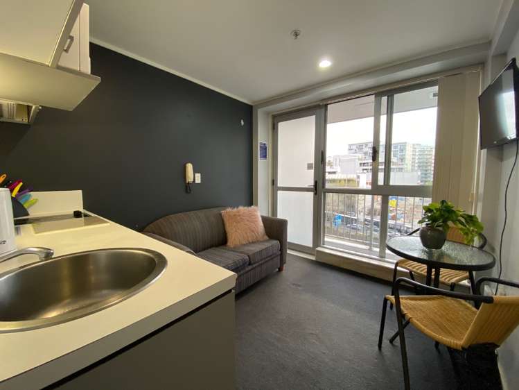 816/72 Nelson Street Auckland Central_2