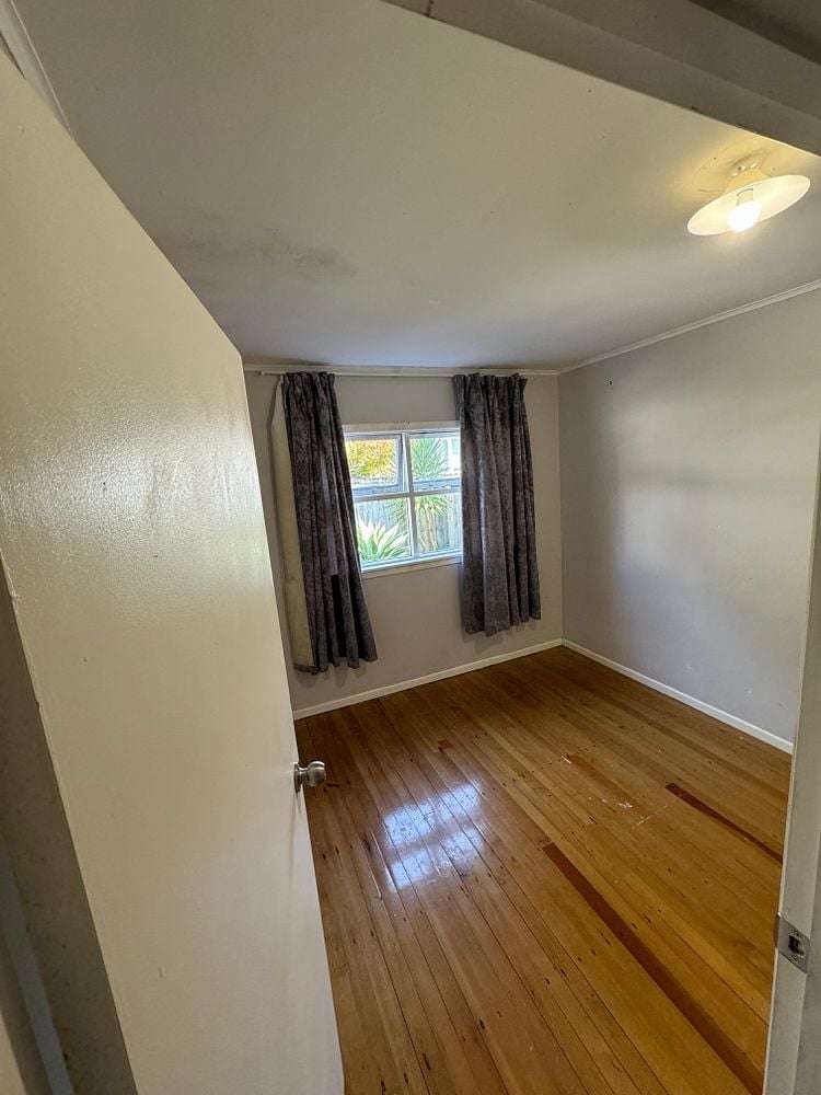 19 Golf Road New Lynn_10