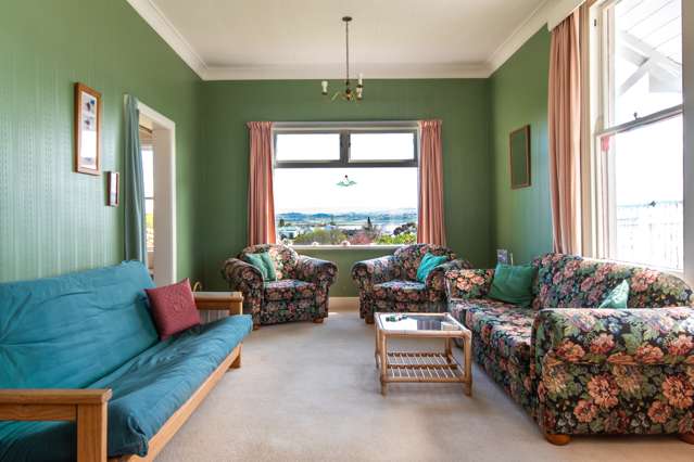 10 Cobden Crescent Bluff Hill_4