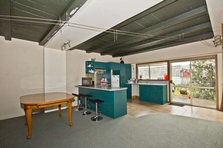 14 Captain Scott Road Glen Eden_2