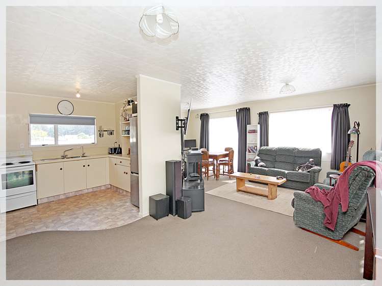 28 Cousins Avenue East Foxton Beach_5