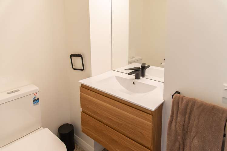 7 Valpy Street Saint Clair_8