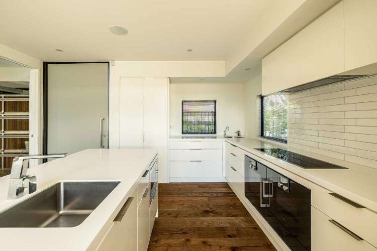 3/7 Peacock Street Christchurch Central_4