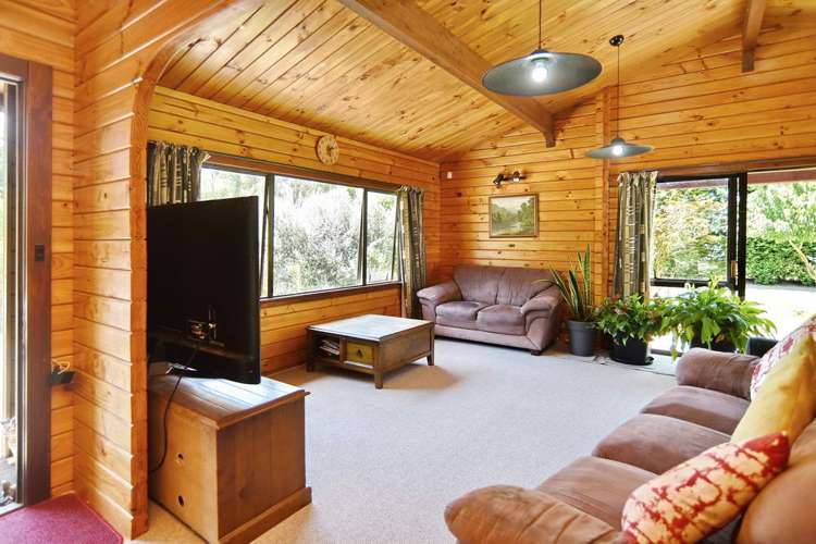 1392 Oxford Road Cust_12