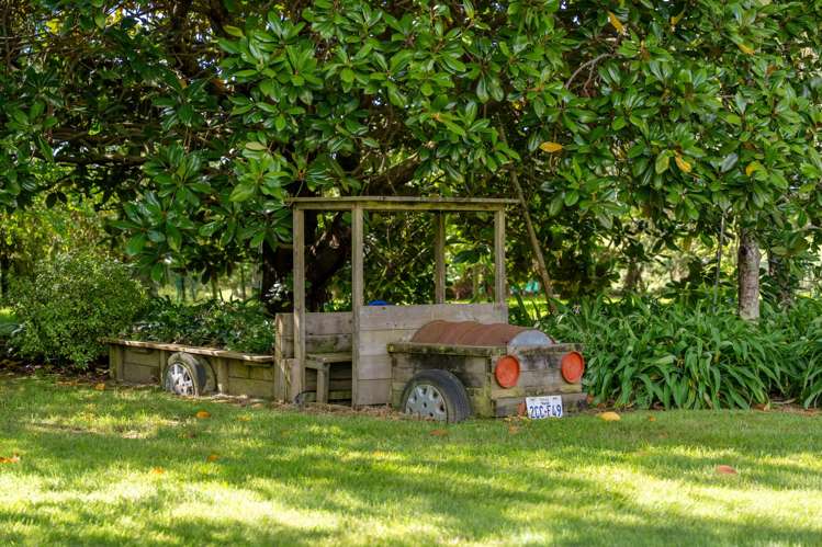 125 Gear Road Te Horo_18