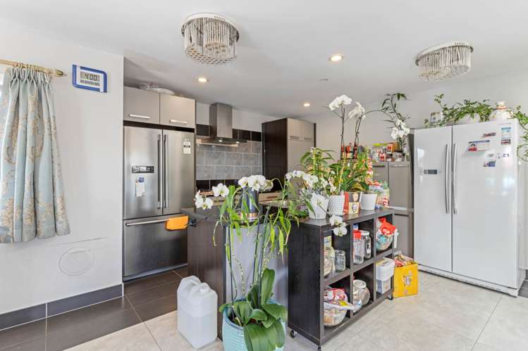 17 Vodanovich Road Te Atatu South_6