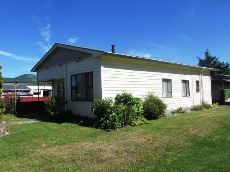 2 Shearman Street Reefton_4
