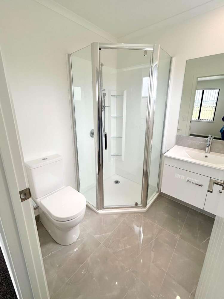 Malahide Drive Flat Bush_21