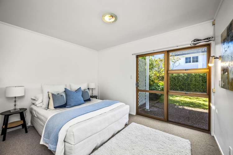 2/13 Saltburn Road Milford_8