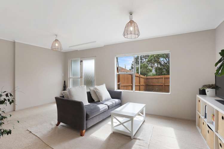 82C Woodglen Road Glen Eden_10