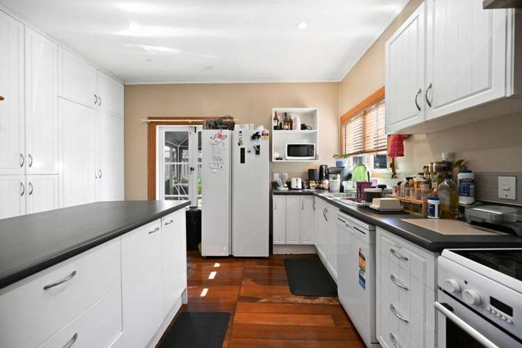 12 Hinau Street 2752_3