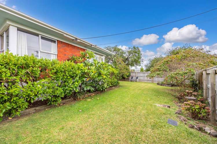 1/27 Nile Road Milford_5