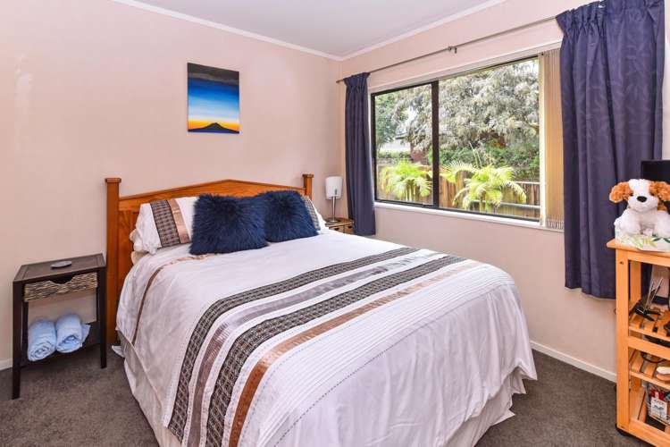 16 Kuripaka Crescent The Gardens_10