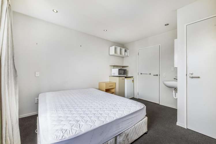 18/31 Poulson Street Addington_8