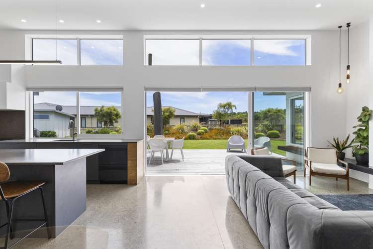 8 Akatea Lane Richmond Heights_2