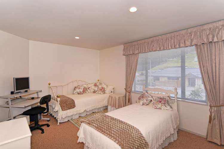 90 Bishopdale Avenue Bishopdale_12