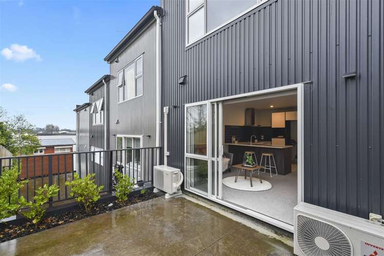 4/12 Scotland Place Hillcrest_13