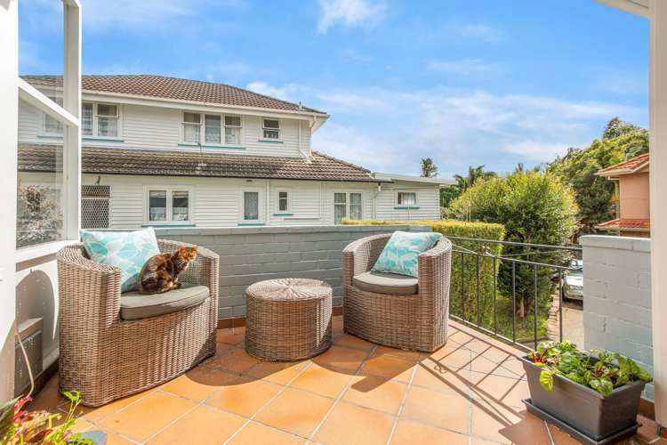 8 Garden Place Mount Eden_10