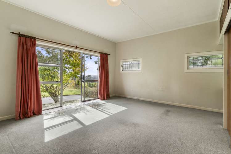 87 Carter Road Oratia_18