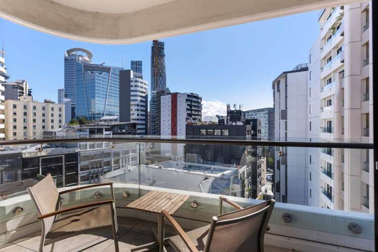 1009/47 Beach Road City Centre_7