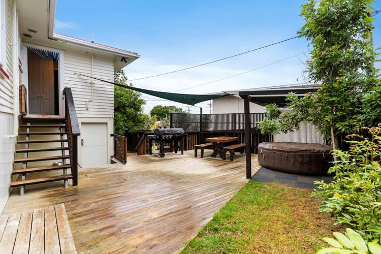 1/188 Waimumu Road Massey_11