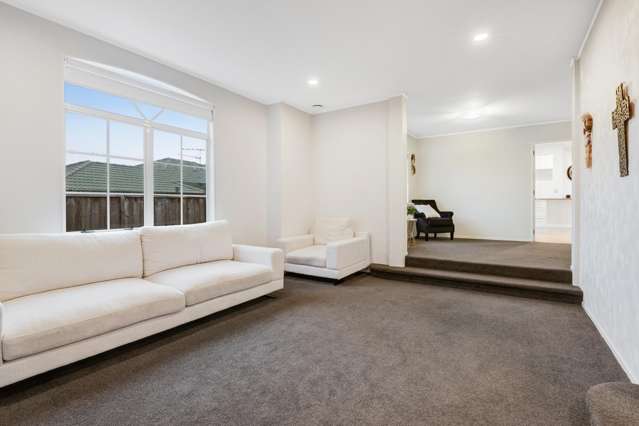 17 Godwin Court Unsworth Heights_3